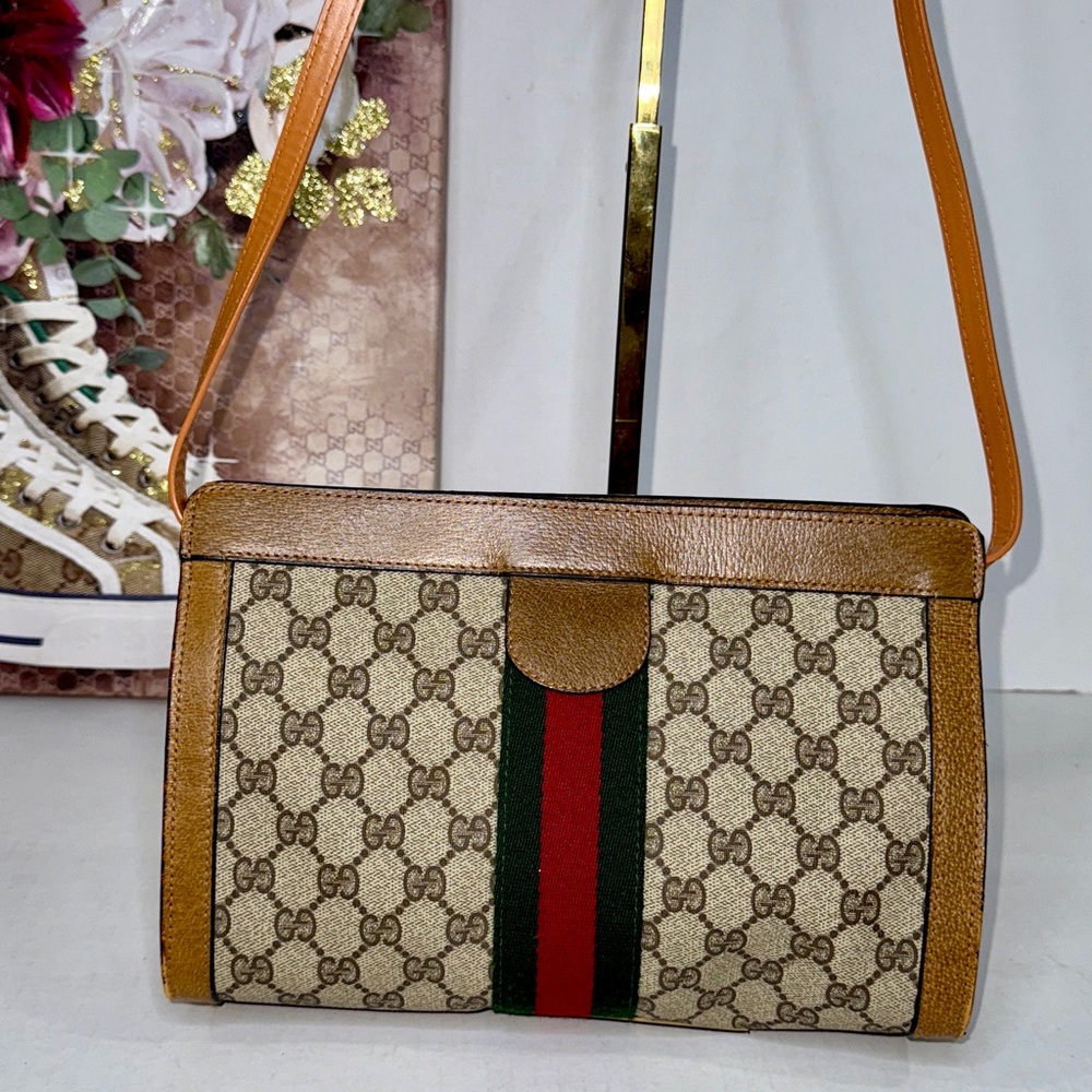 GUCCI GG Sherryline Clutch